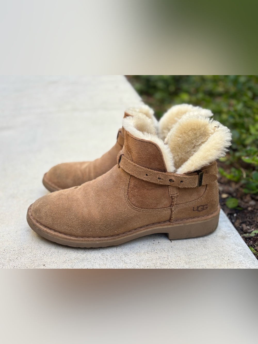 UGG Elisa Shearling-Lined Ankle Pull On Boots Chestnut Brown US Size 9